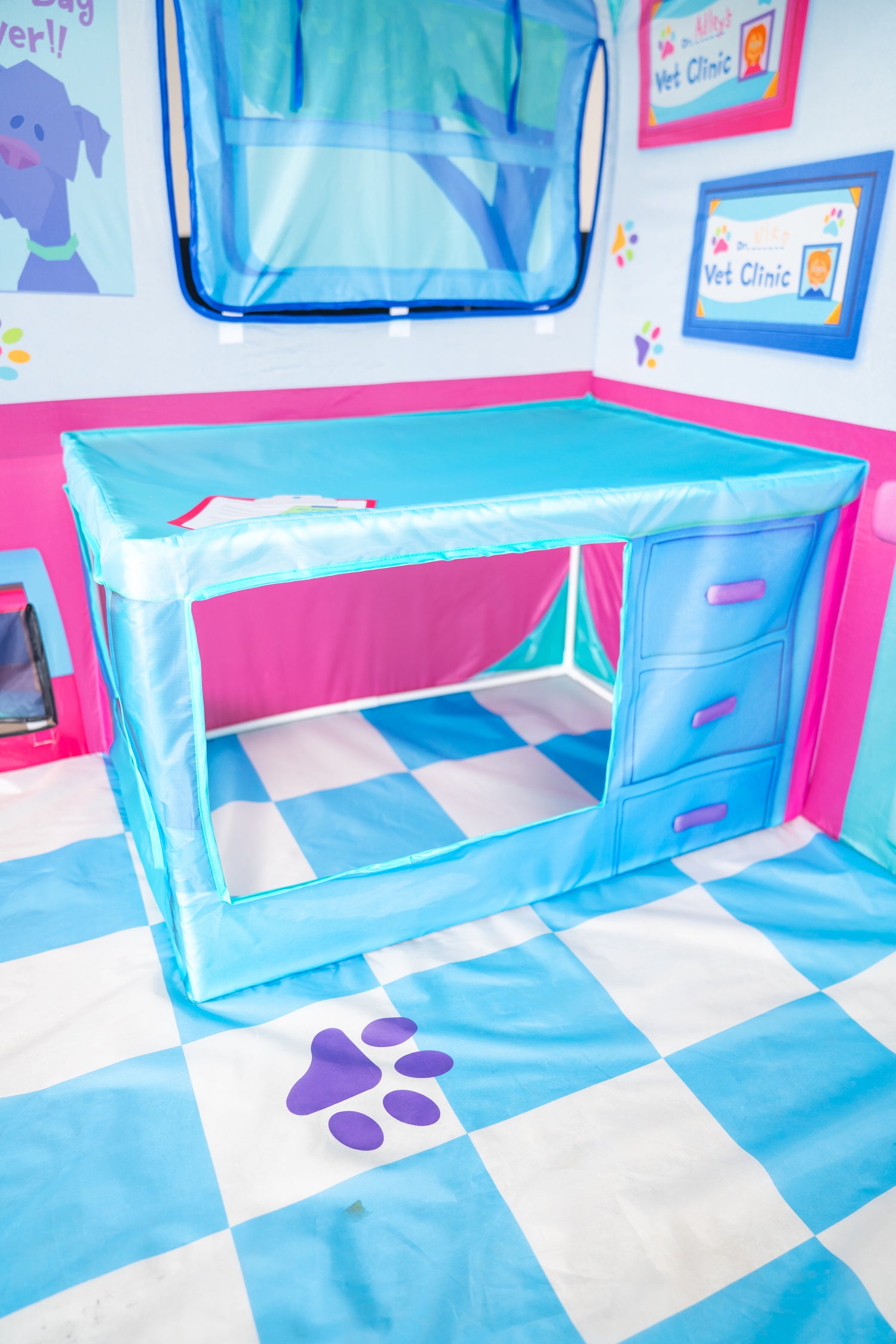 Adley & Niko's Vet Clinic Pop Up