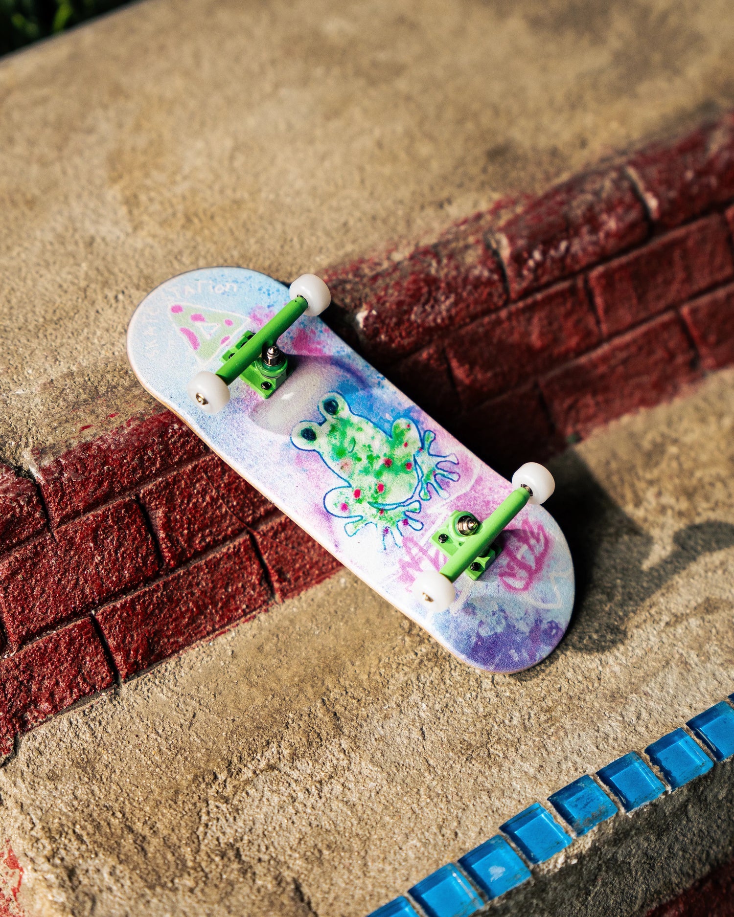 Adley FRESHIE Fingerboard