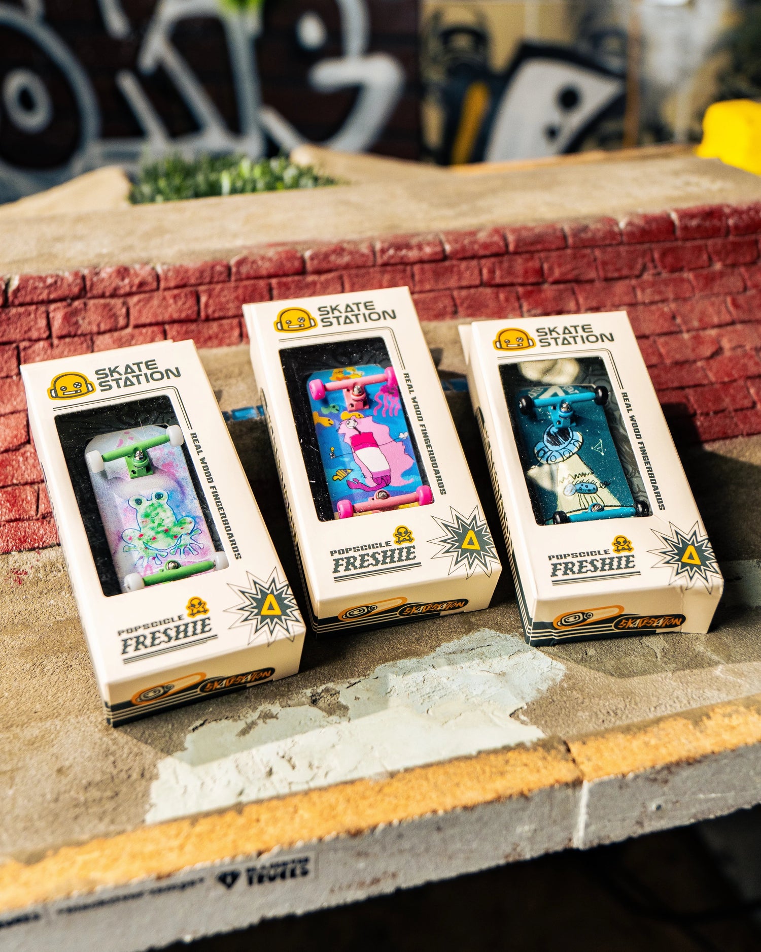Adley FRESHIE Fingerboard