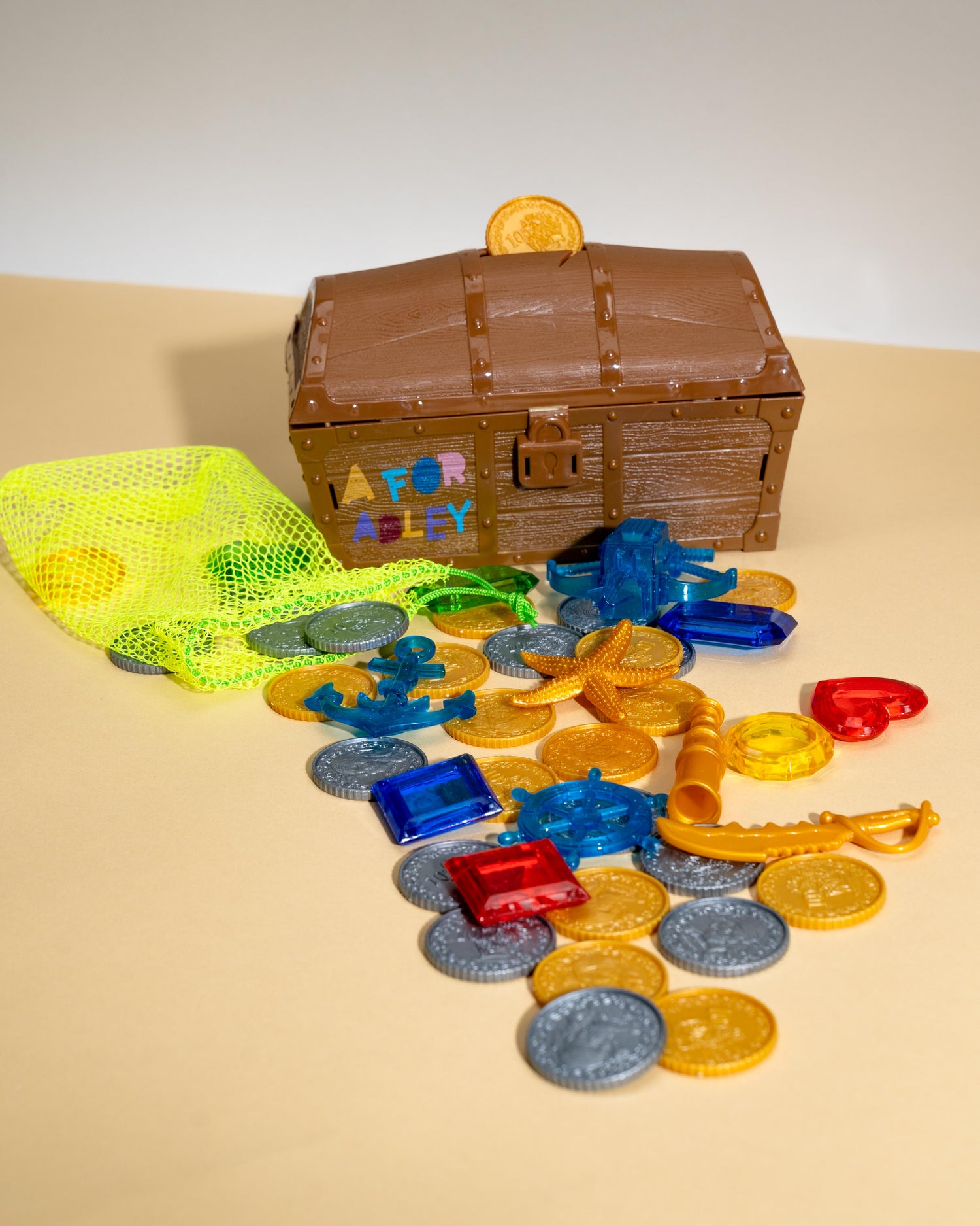 Pirates vs Fairies Treasure Dive Chest